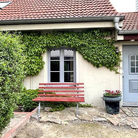 FEWO im Kneipenviertel Altkötzschenbroda Radebeul Exterior foto