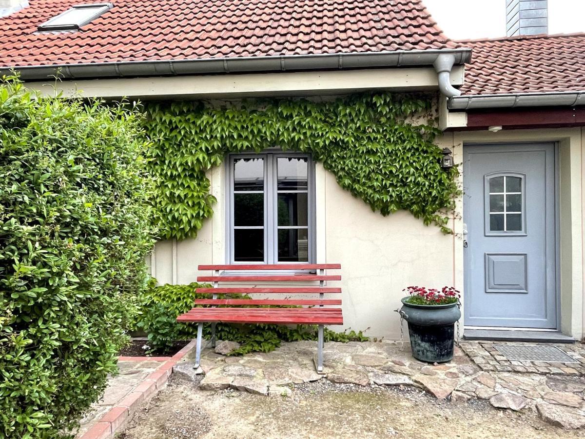 FEWO im Kneipenviertel Altkötzschenbroda Radebeul Exterior foto